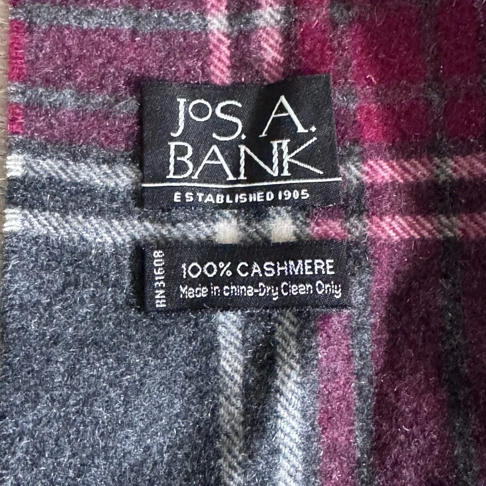 Jos A Bank Mens 100% Cashmere Scarf Plaid Grey Burgundy White Fringe Winter